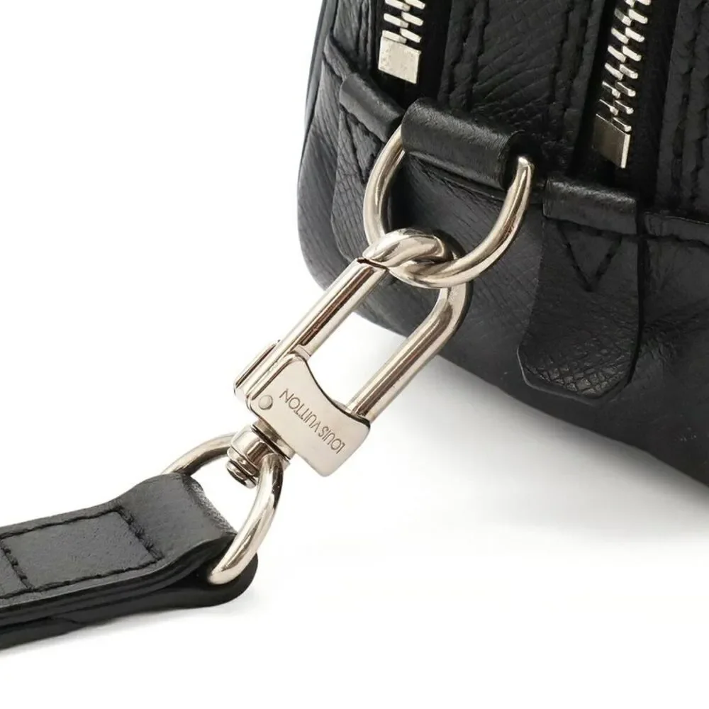 Louis Vuitton Neo Pavel Clutch